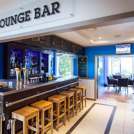 Golden Tulip Roissy - Parc Des Expositions ホテル