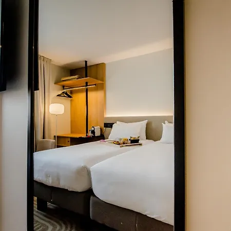 ホテル Golden Tulip Roissy - Parc Des Expositions 4*